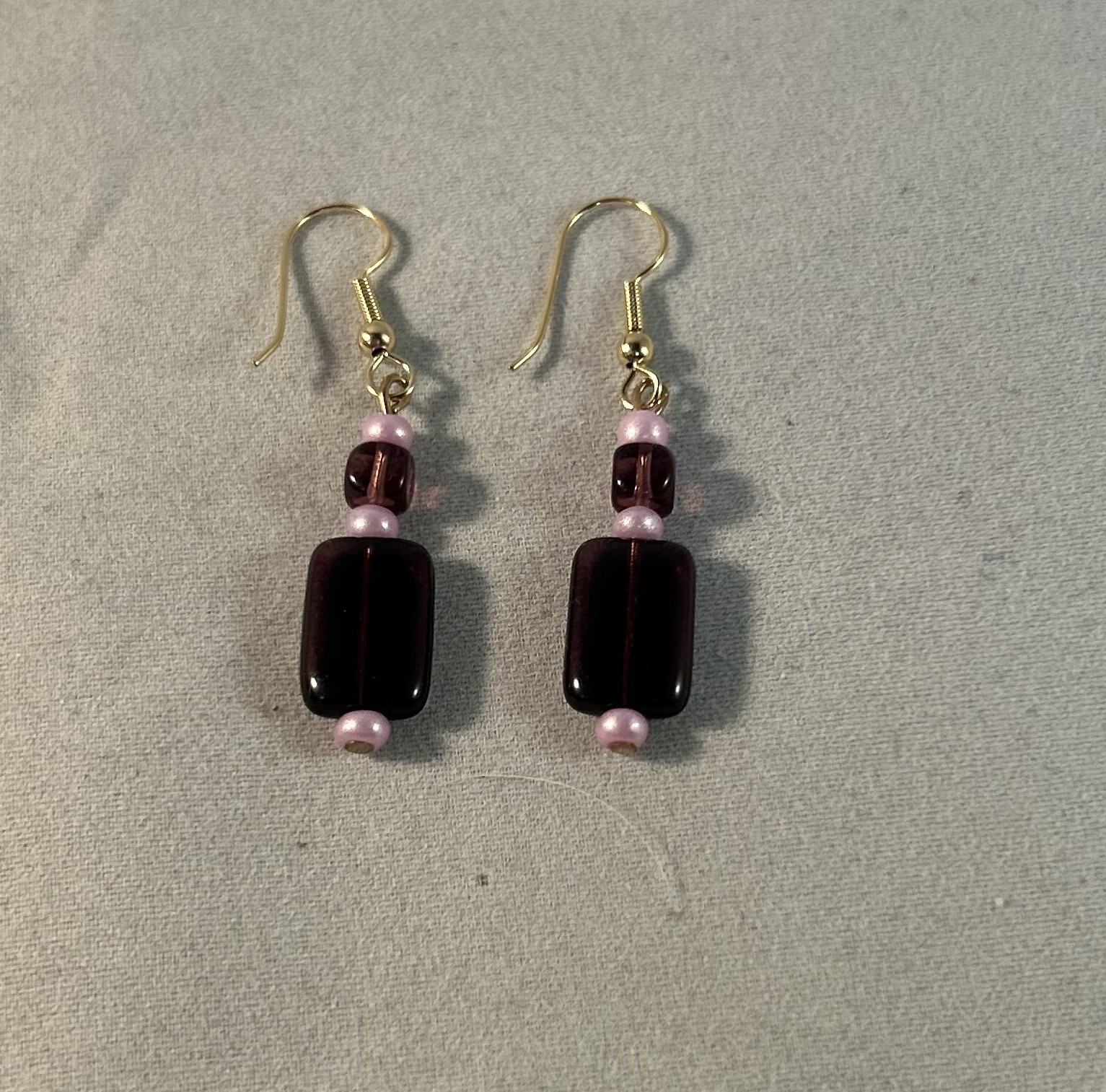 Vintage 80’s Purple Amethyst Glass Bead Llilac Pearl Drop Gold Toned Earrings