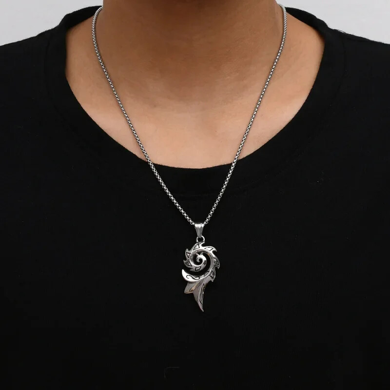 Retro Flame Personality Sweater Pendant Couple Trend Versatile Jewelry Necklace