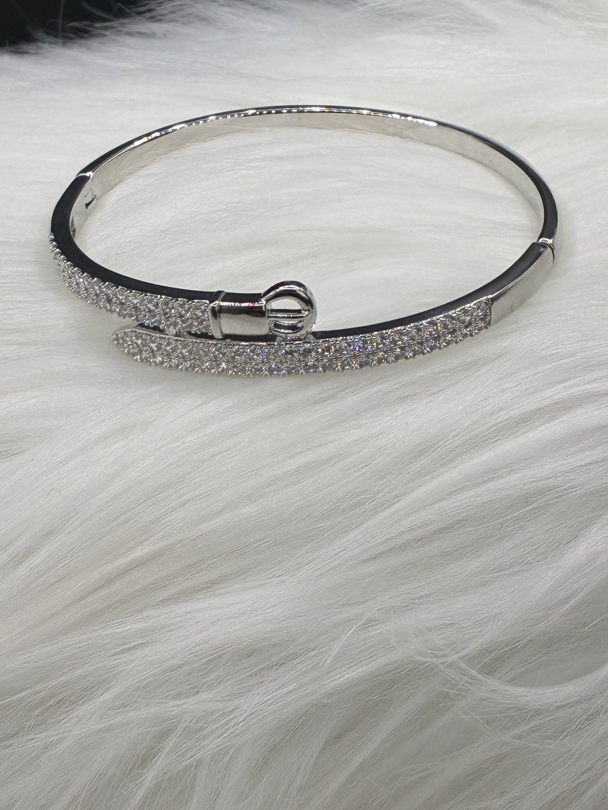 buckle Bracelet High Quality Womens Classic Luxury Stainless Steel Fancy Elegant