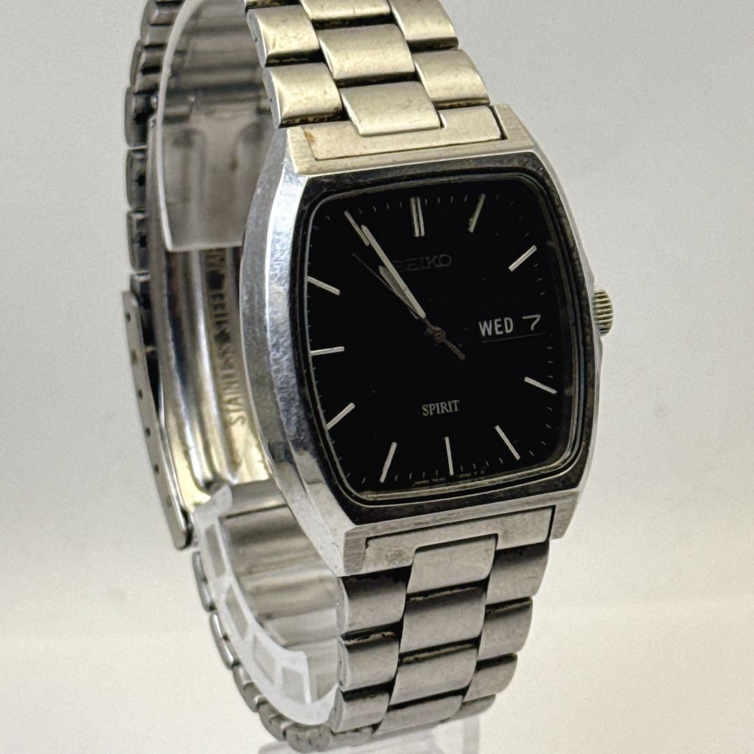 SEIKO SPIRIT 7N48 5000 Black Dial Watch Mens Timepiece Vintage Stainless JAPAN