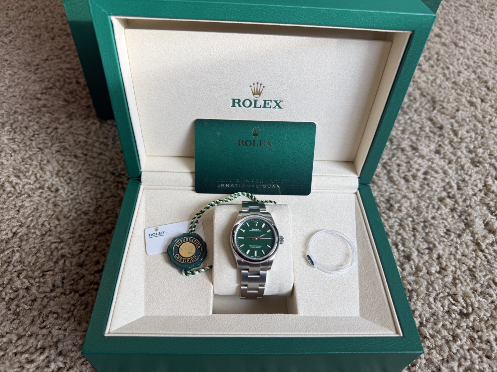 NEW Jan 2026 Rolex Oyster Perpetual 277200 31mm Green UNWORN