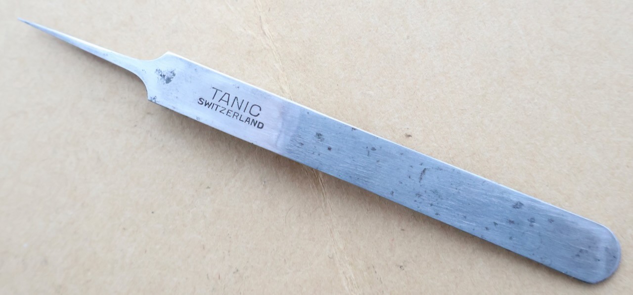 2 Pr. of Tweezers: Tanic No. 5/AT + duMont Fils No. 4 / Switzerland / MT Tools