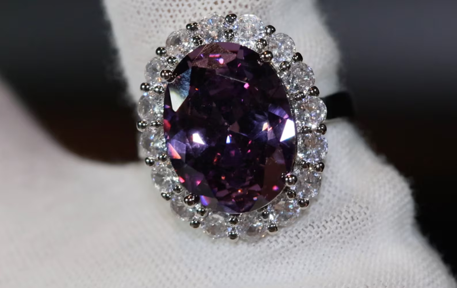 5.50 Ct Oval Cut Natural Amethyst Diamond Wedding Ring 14K White Gold Size 7