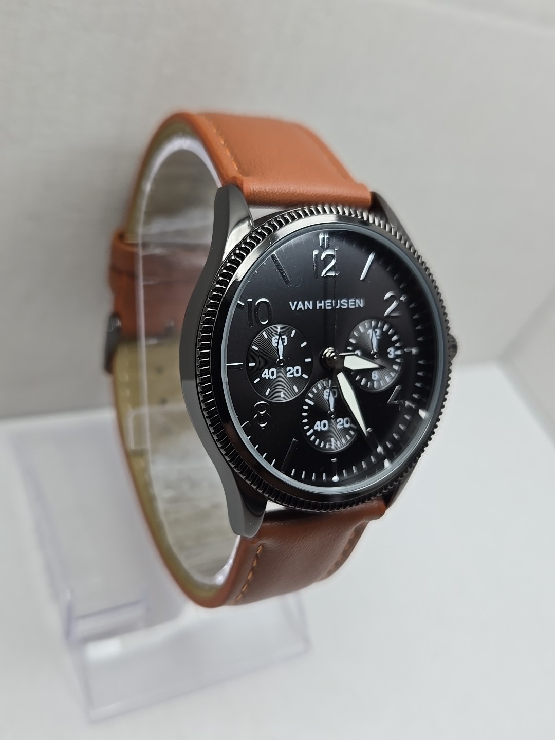 Van Heusen VAN5704RO Mens Black Multi Dial Leather Quartz Watch New Battery