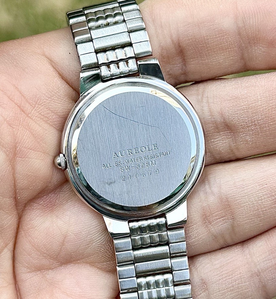 Vintage Aureole Swiss Quartz Watch 31mm All Stainless Steel Integrated Bracelet