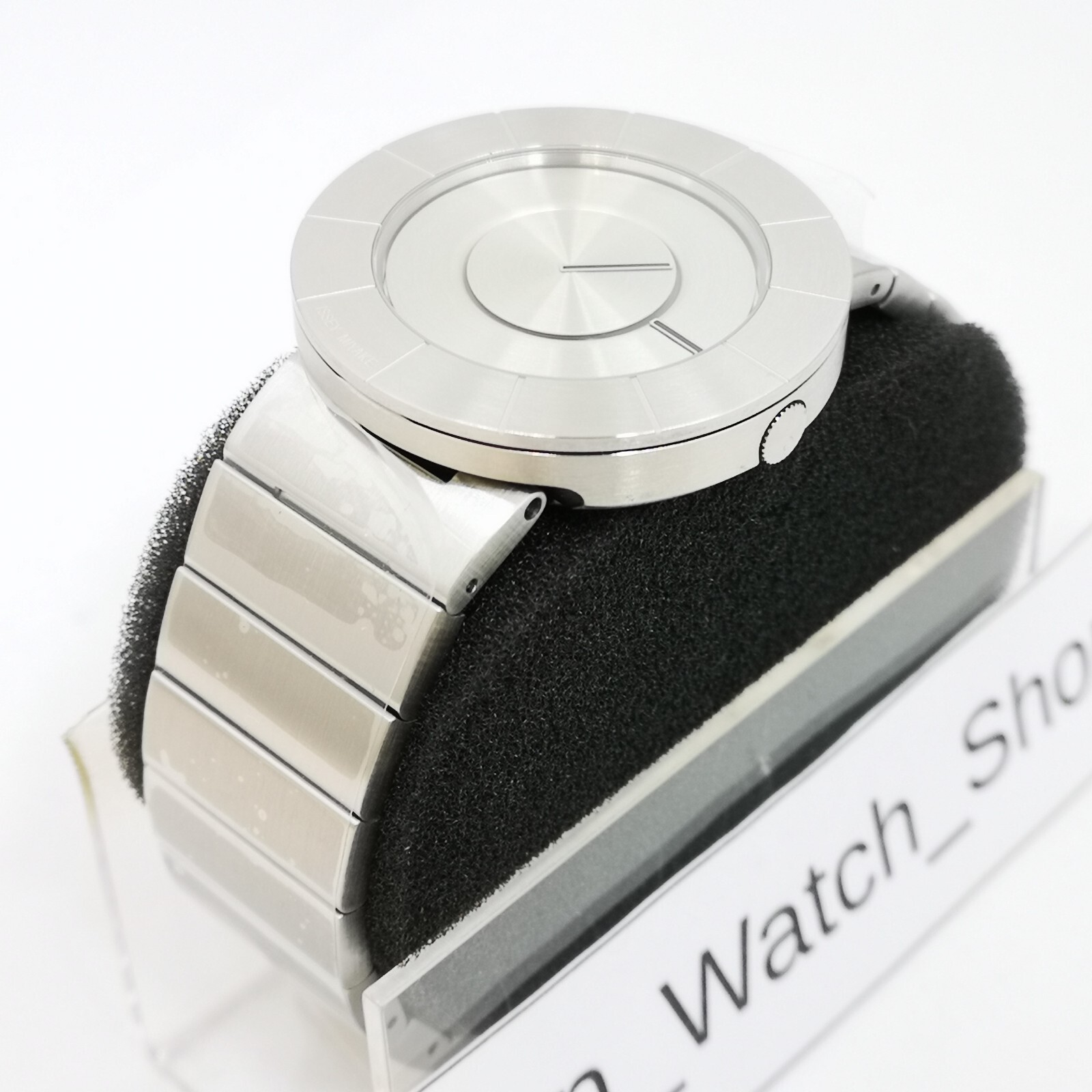 ISSEY MIYAKE TO Tio Yoshioka Tokujin design NY0N001 Silver Men Watch New in Box