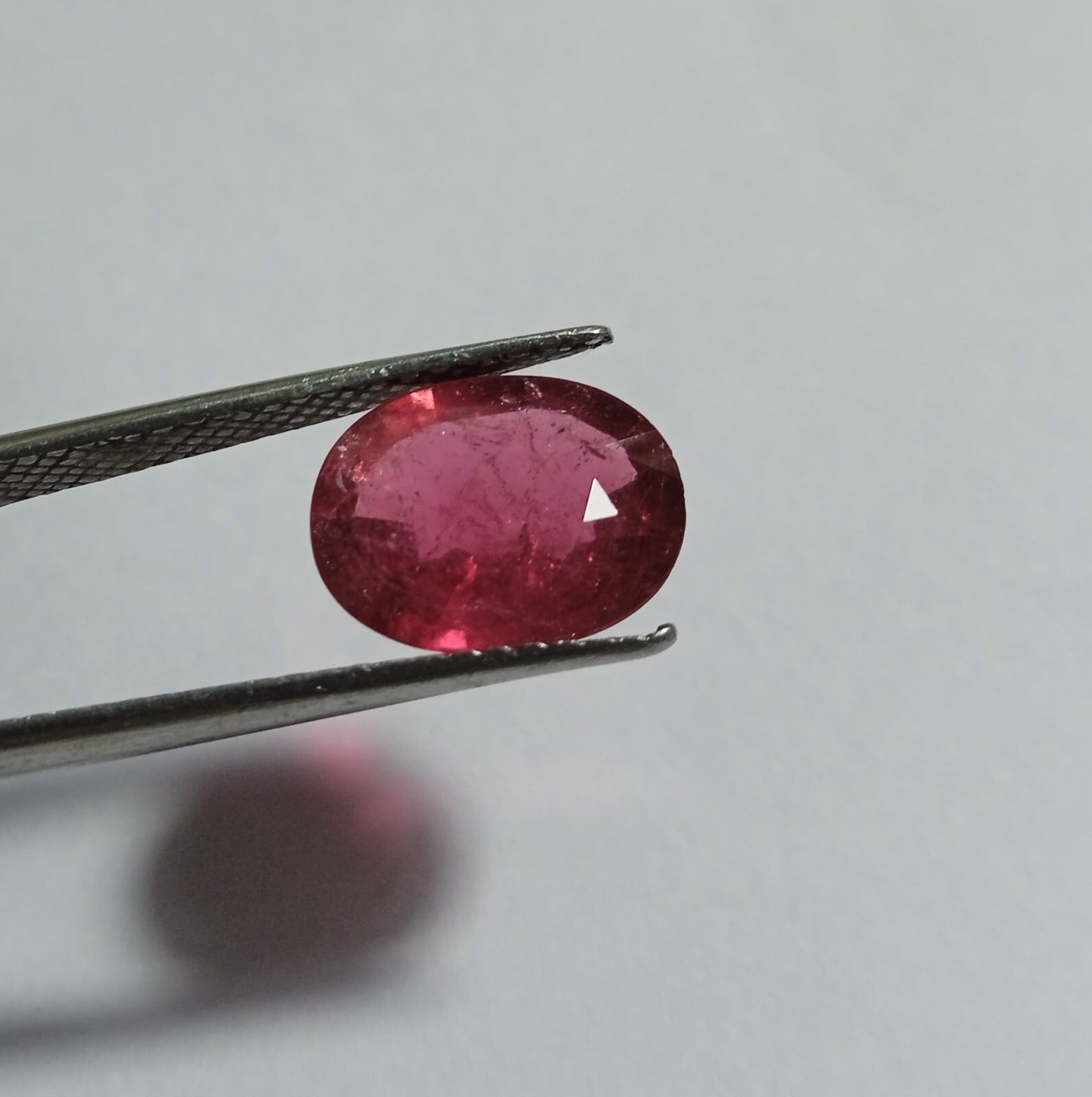 3.5 Carat Natural AAA Grade Faceted Pink Tourmaline Cut Oval Shape Gemstone