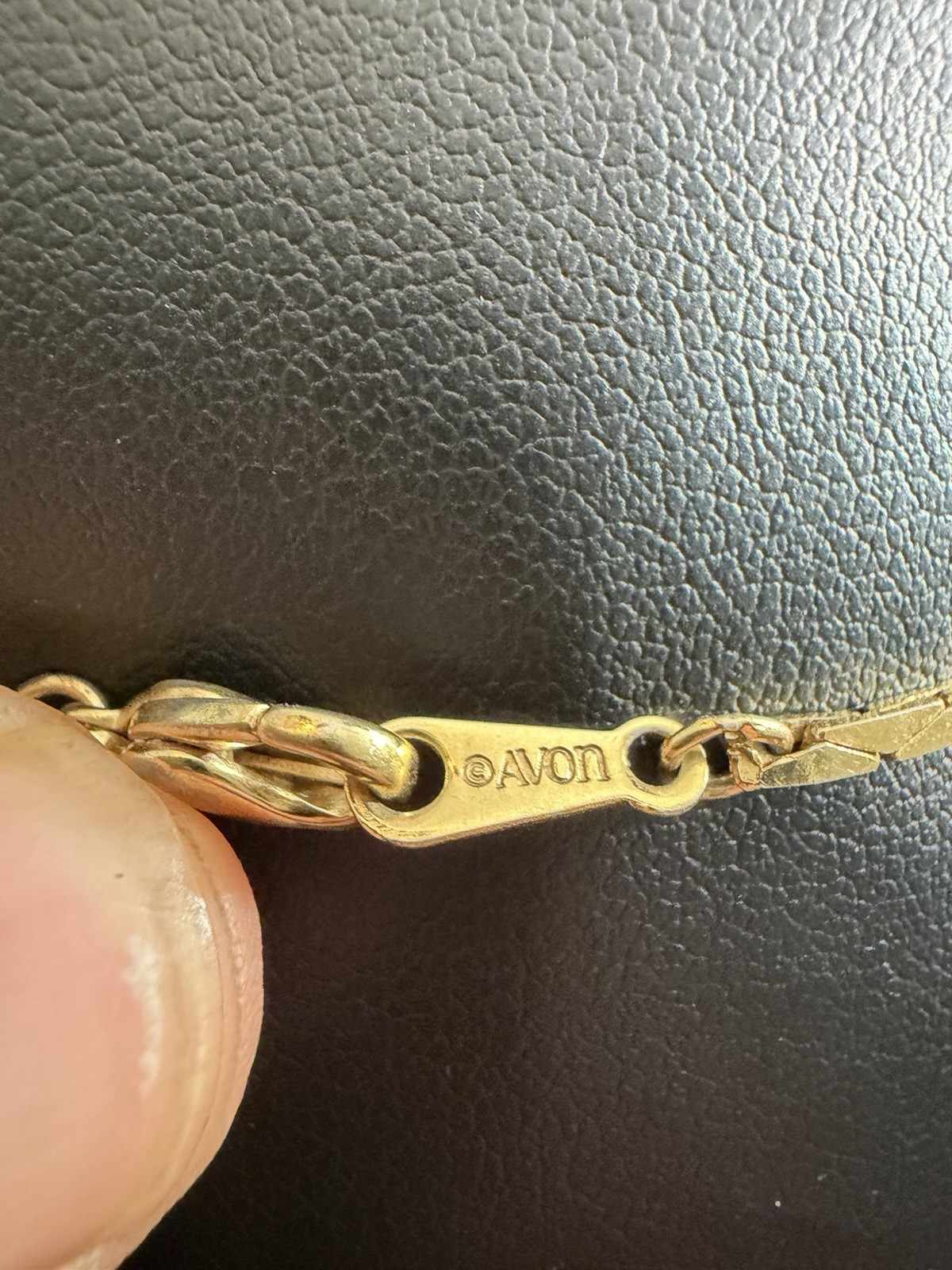 Vintage Avon Gold Tone Herringbone Bracelet 7.75” Minimalist Chain Signed
