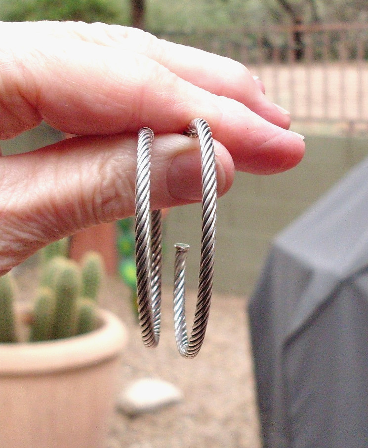 Current Item – David Yurman Cable Hoop Earrings – 2 Inches – DY Backs