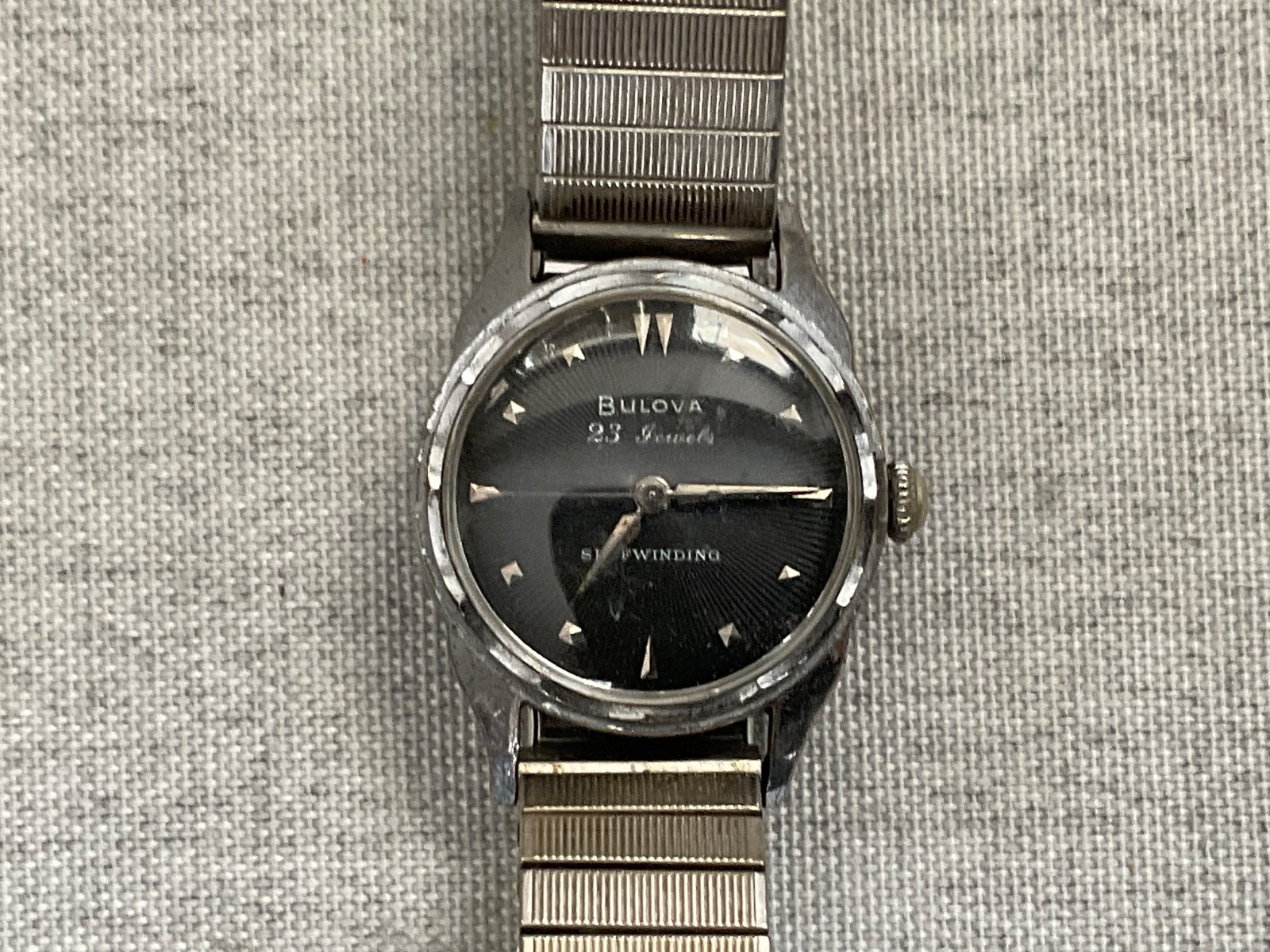 Vintage 1950’s Bulova 23 Jewel Automatic Watch Black Face Runs Well