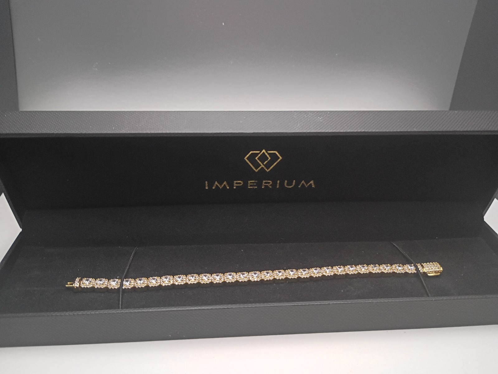 Imperium Gold Tennis Bracelet – Excellent Condition – Never Worn
