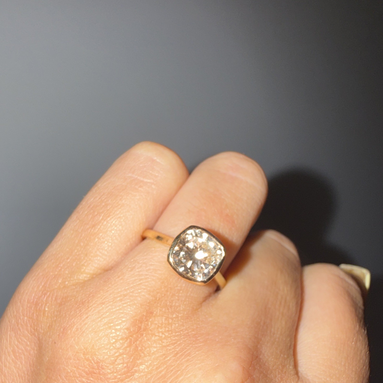 14k Yellow Gold Bezel Set 2.94ctw Lab Grown Cushion Diamond Ring Size 6.5 IGI