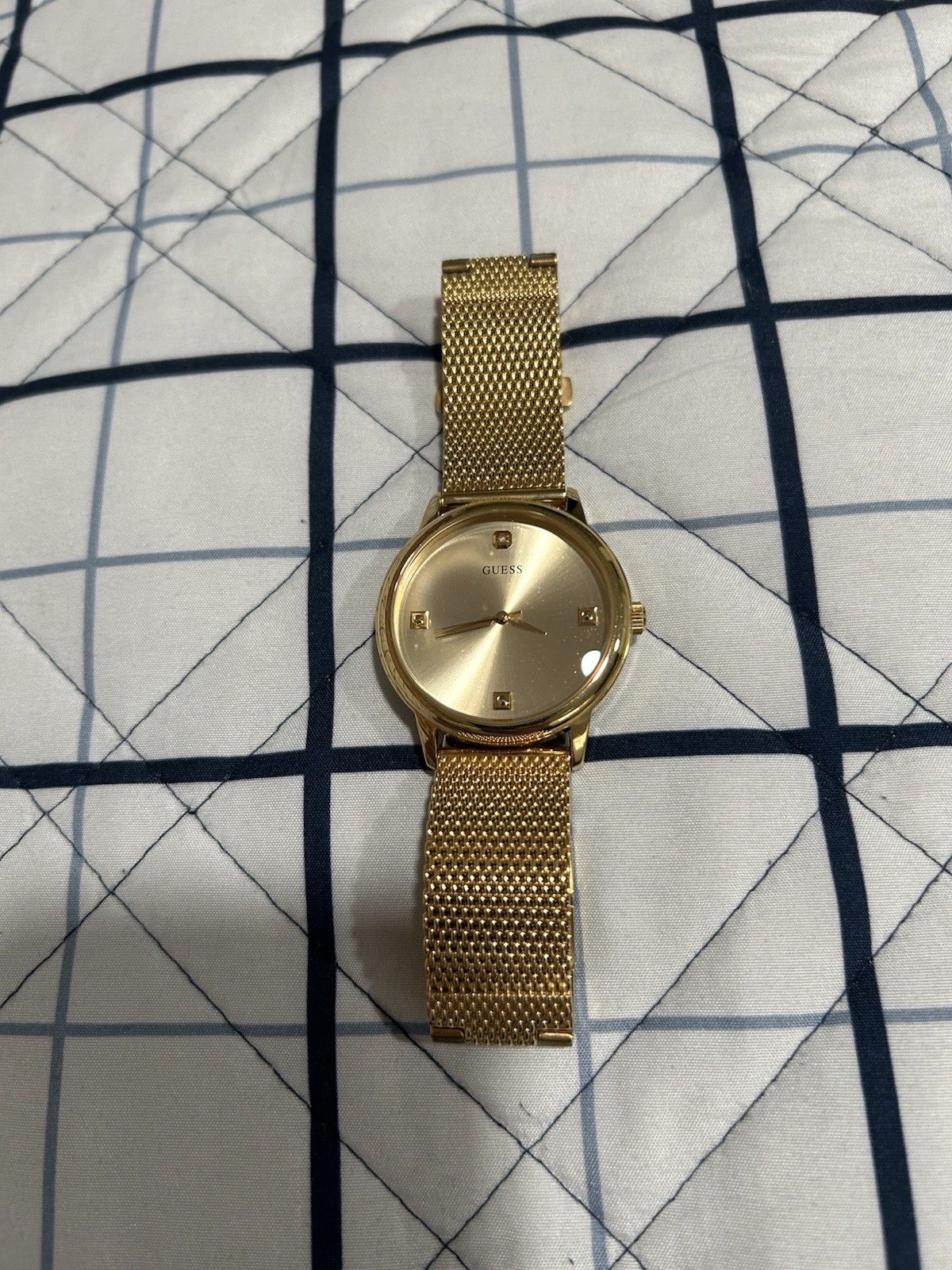 Men’s Gold Guess Watch Size Small