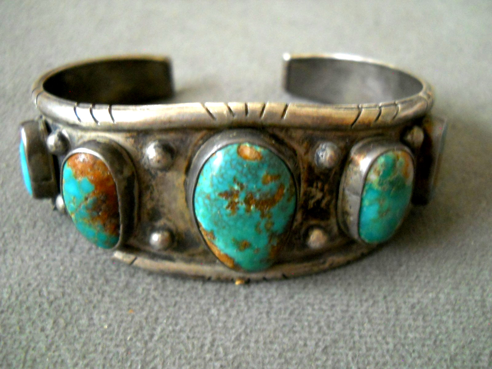 Southwestern Native American Navajo Turquoise Row Sterling Silver Cuff Bracelet
