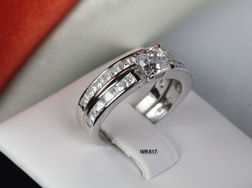 LADIES 2C STERLING SILVER 925 PRINCESS CUT BRIDAL ENGAGEMENT WEDDING 2 RING SET