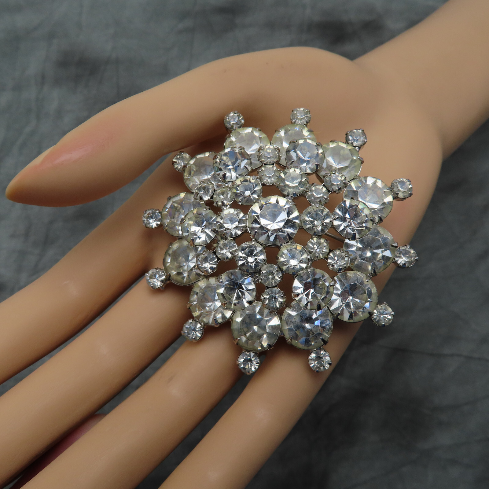Juliana Rhinestone Vintage Brooch Pin Clear Faceted Crystal 2.5 inch Dome 147h