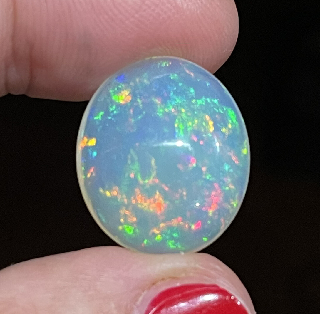 13.3ct 20.4×17.4×8.7mm Huge Clear Sparkling Oval Welo Opal Gemstone Loose Gem