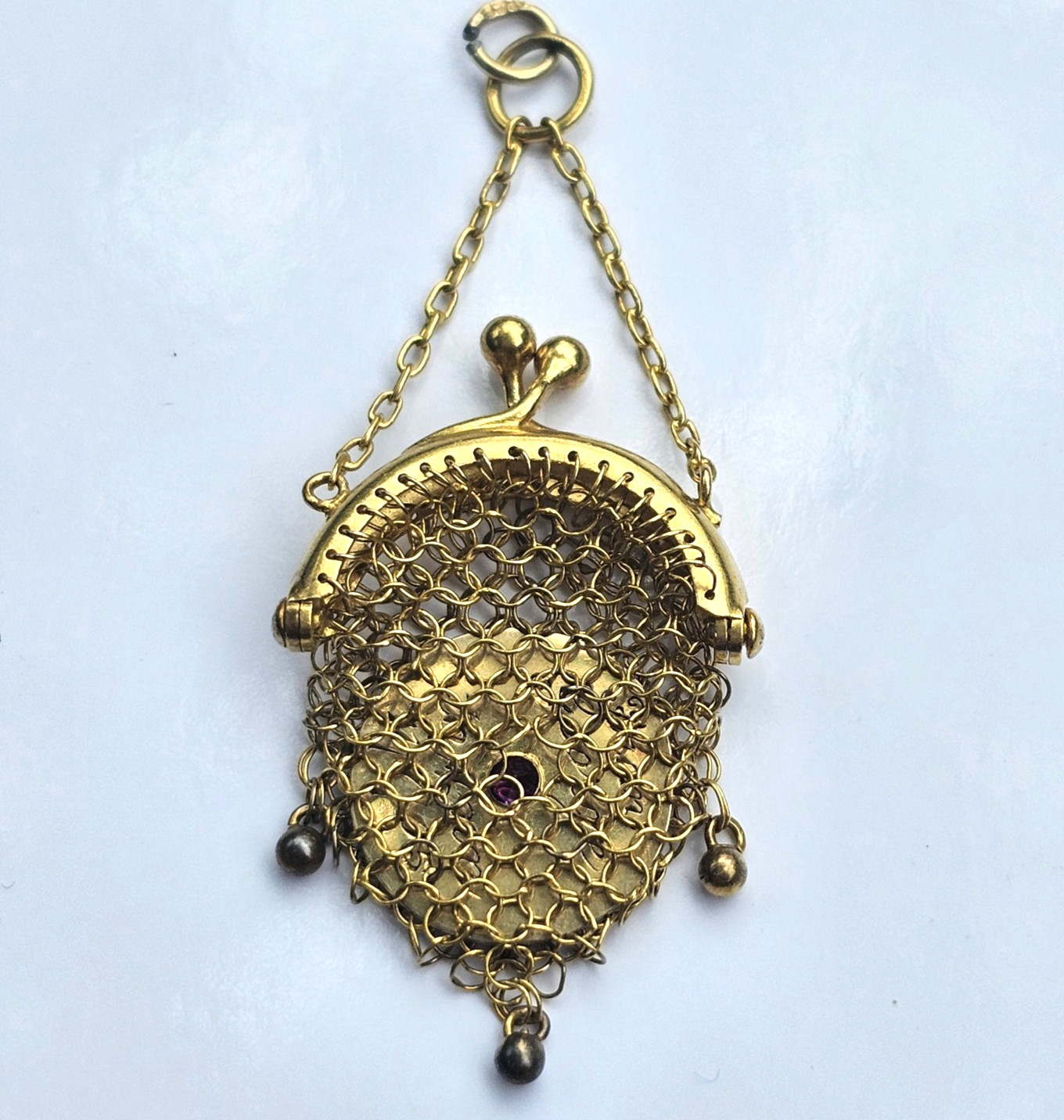 18K Gold Antique Mesh Purse Good Luck Love Token Coin Inside Charm Pendant 1905