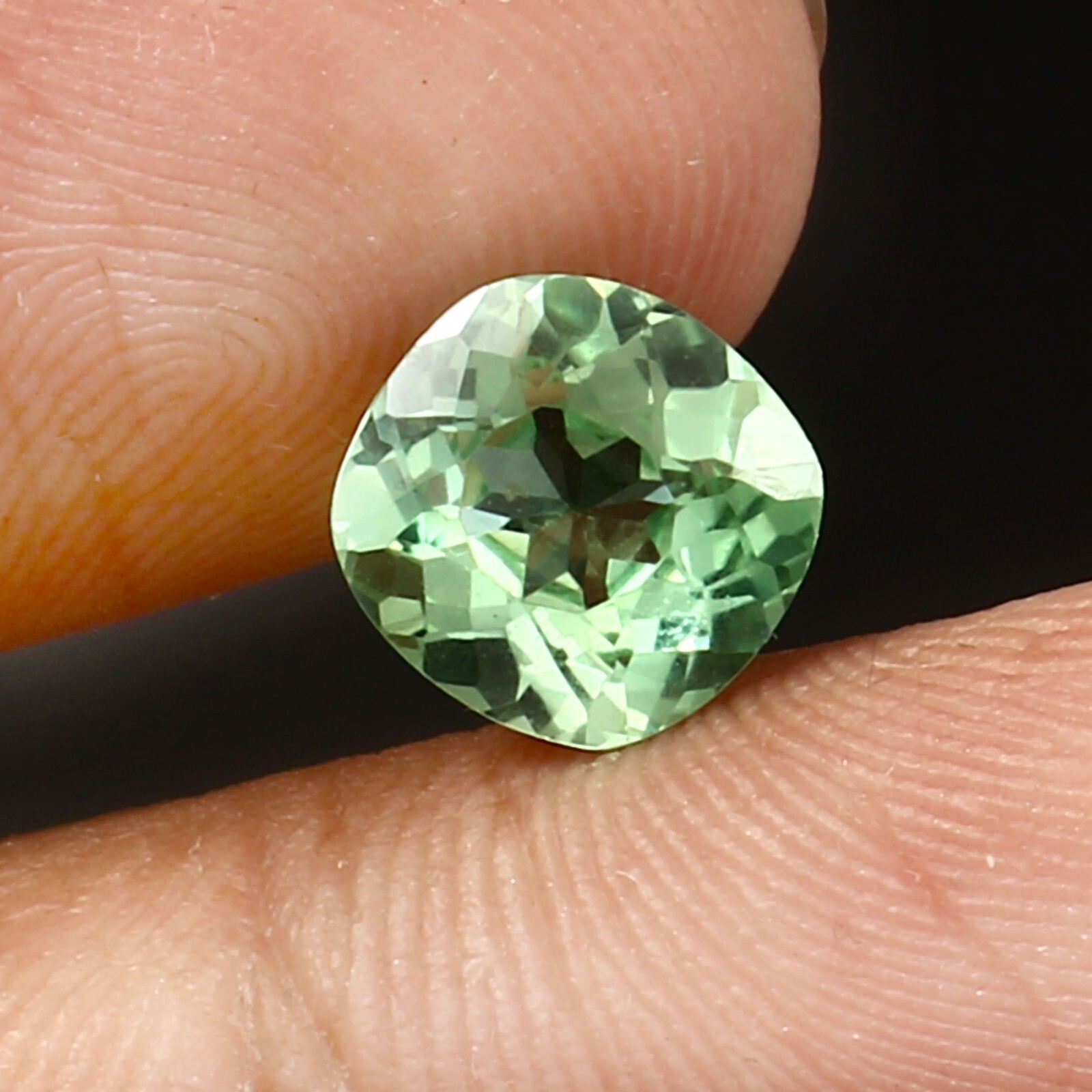 AAA Natural Ceylon Green Parti Sapphire Cushion Cut Loose Gemstone 2.30 Ct