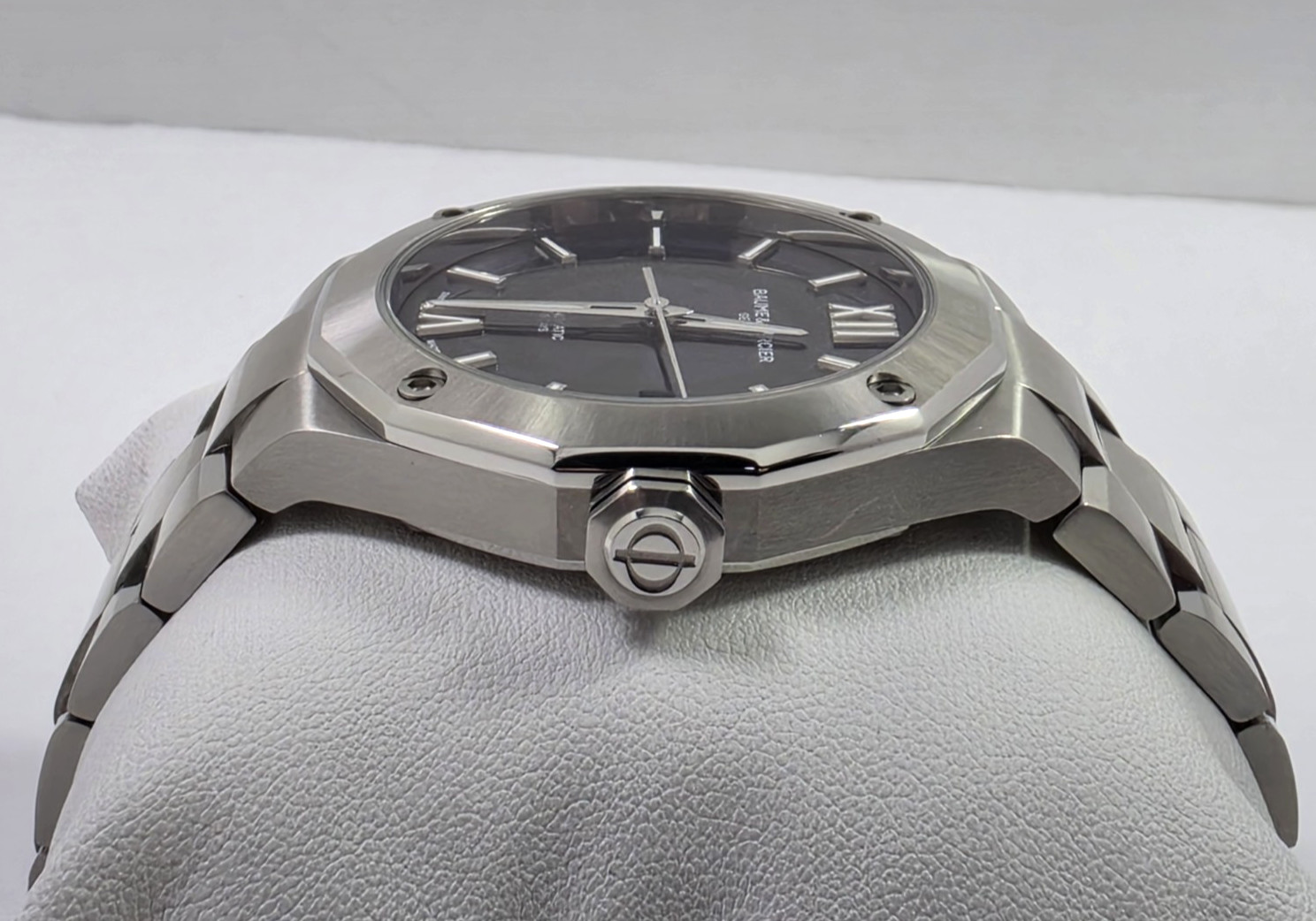 Baume and Mercier Riviera Baumatic Automatic Blue Dial Men’s Watch M0A10616
