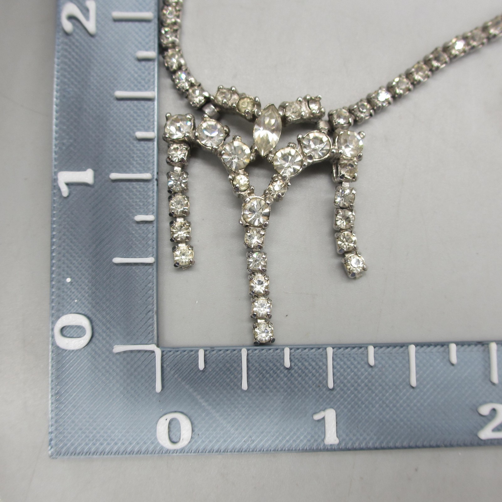Vintage Rhinestone Necklace Dangles Sparkly 15 Inch