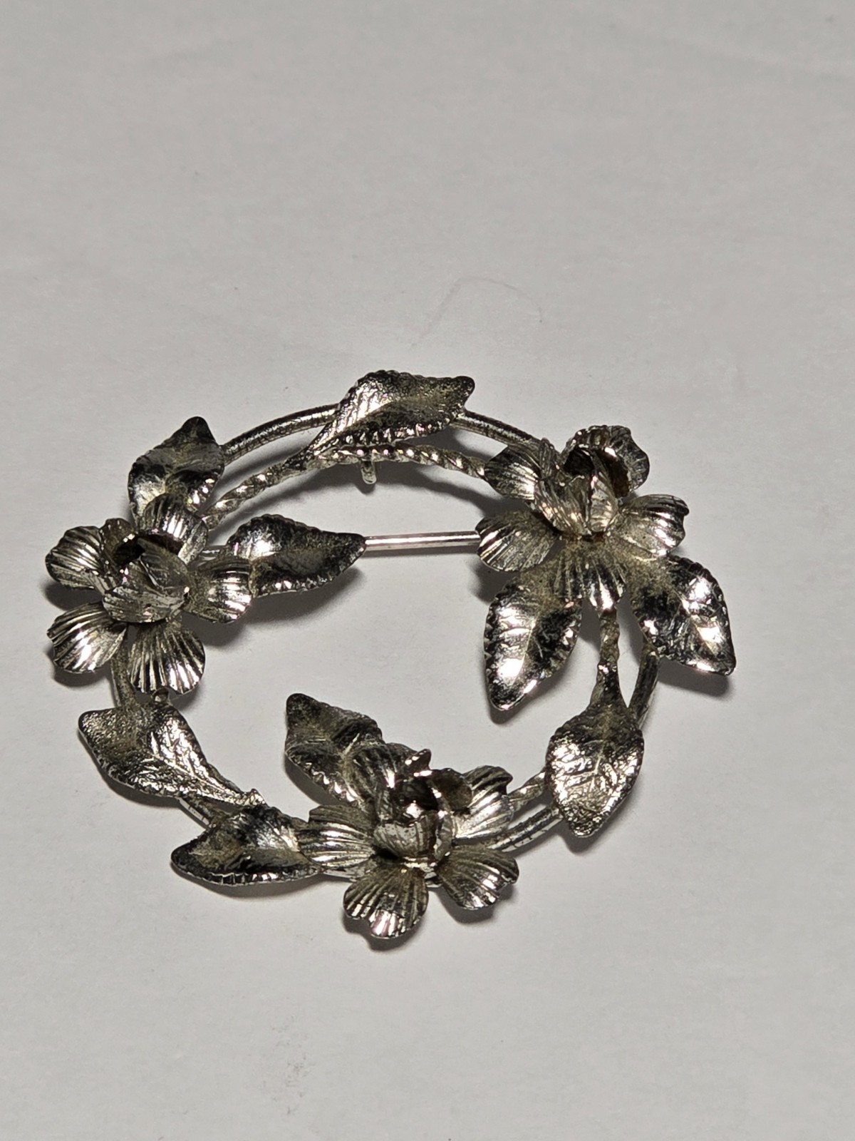 Vintage Star Art Sterling Silver 925 Wreath Brooch 1.5″ Long 5.59g Signed