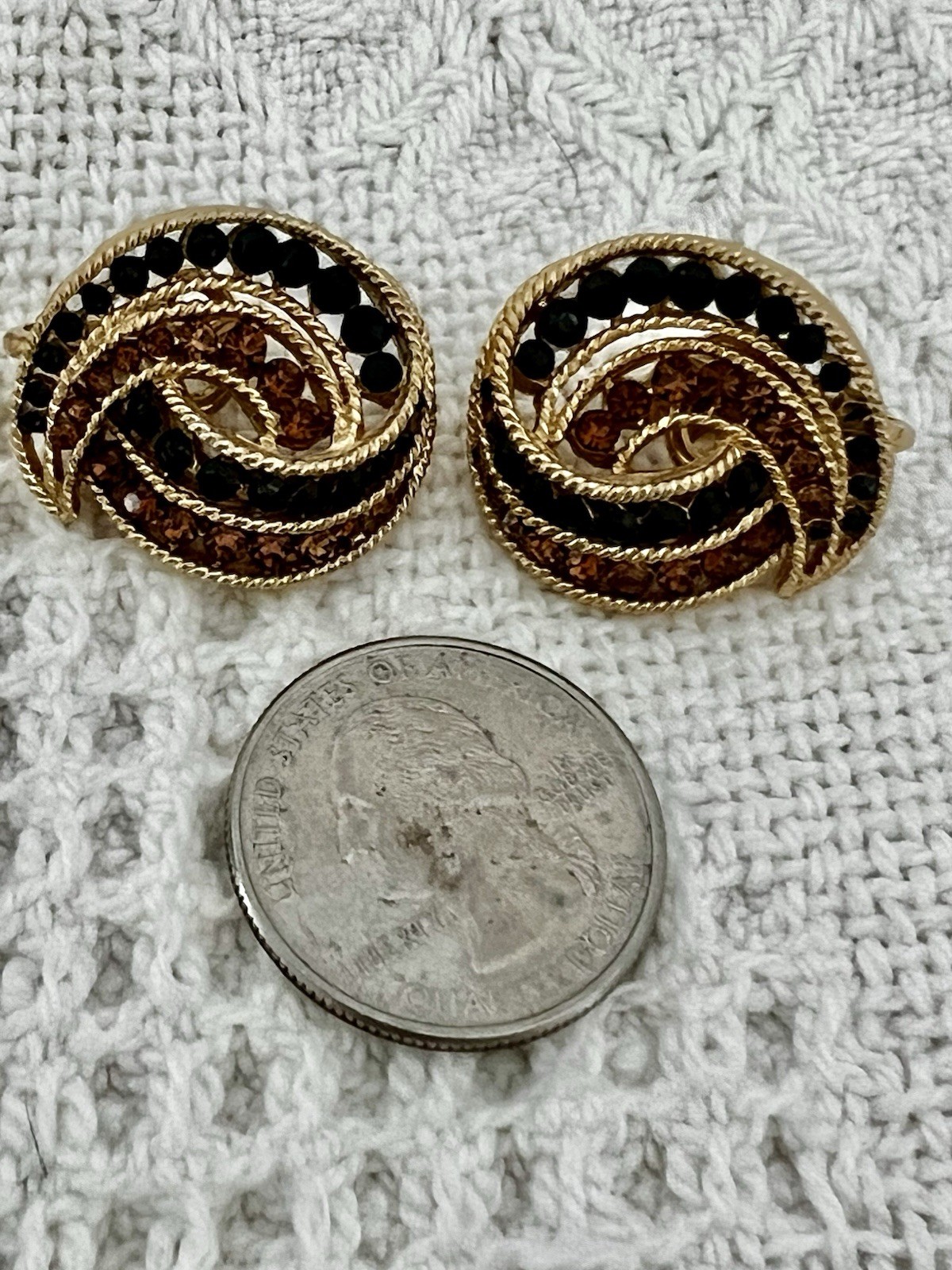 Vintage Demi-Parure Trifari Cavalcade Bronze, Black Rhinestones