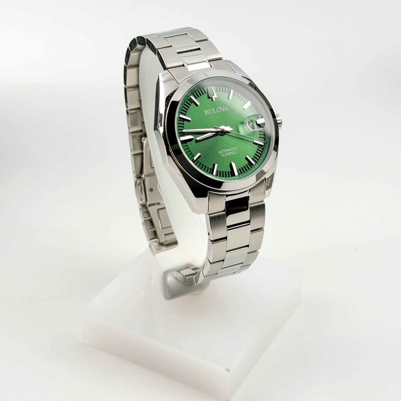 Bulova 96B429 Men’s Surveyor Automatic Green Dial Stainless Steel Watch 38mm New