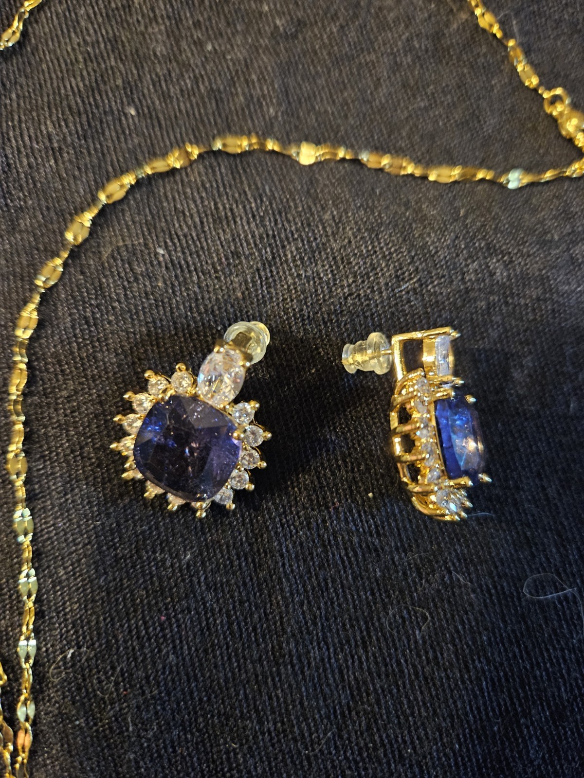 Gold Tone Purple Stone with Clear Accent Pendant Necklace & Earrings Jewelry Set