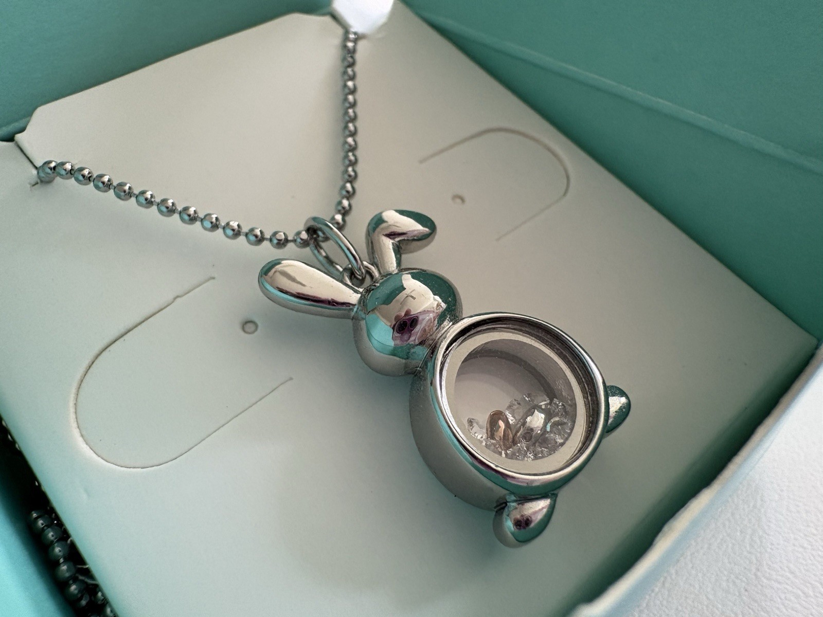 Origami Owl LK1106 Silver Bunny Capsule Locket Stardust Charms Chain New HTF