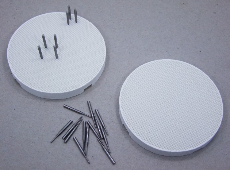 2 Pack Of Honeycomb Ceramic Soldering Blocks With Metal Pins