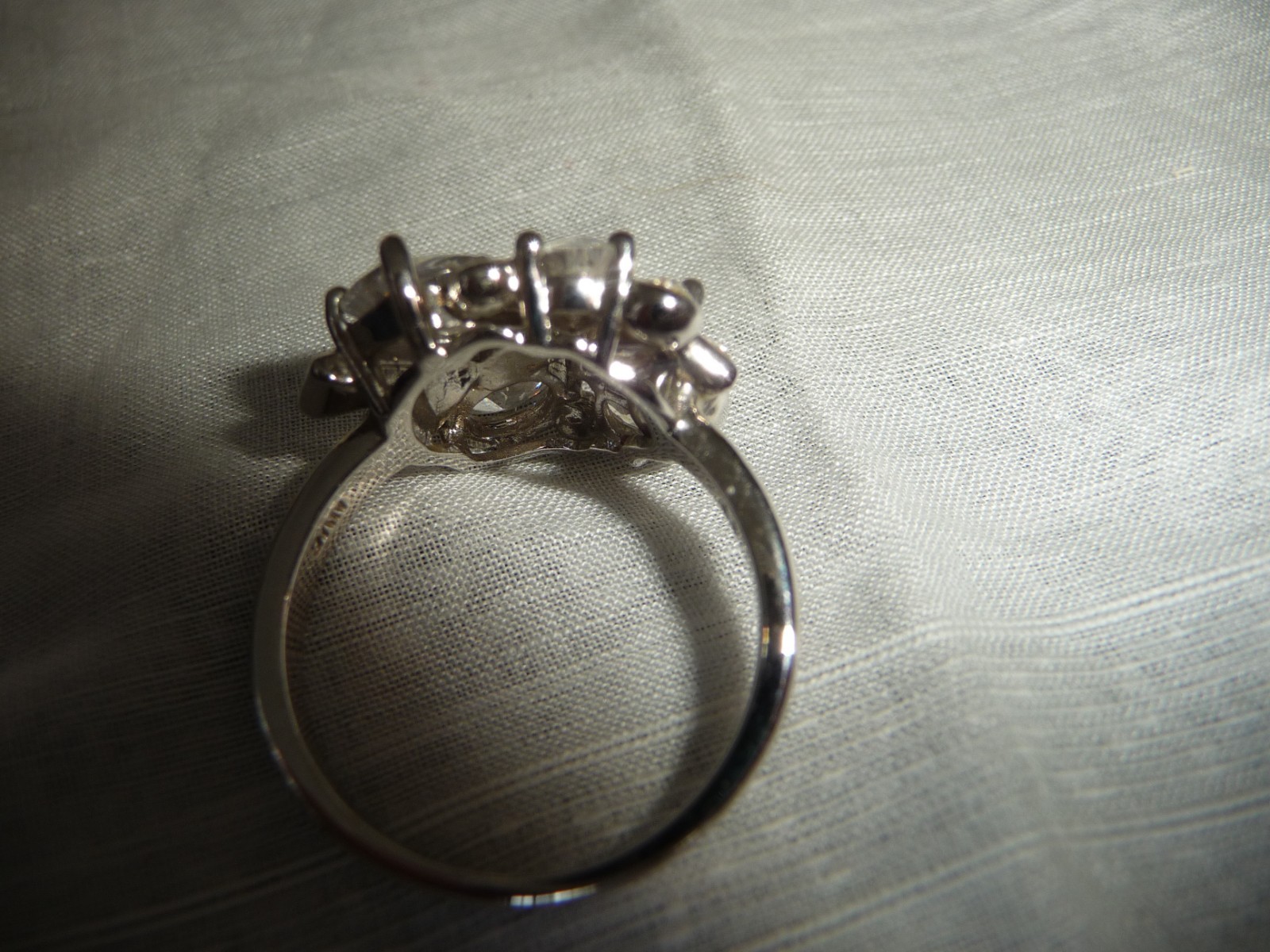 CLUSTER FAUX DIAMOND RHINESTONE MARKED NVC SILVER TONE SZ 11 RING #10/12-Q