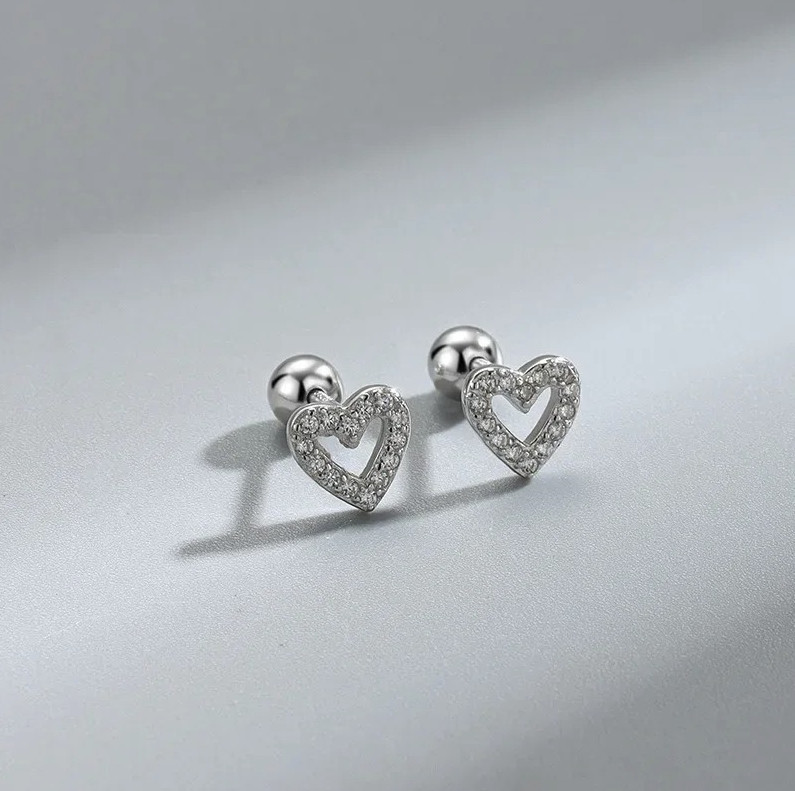 1 Pair Heart Stud Earrings for Women Hypoallergenic Screw Back Cartilage Jewelry