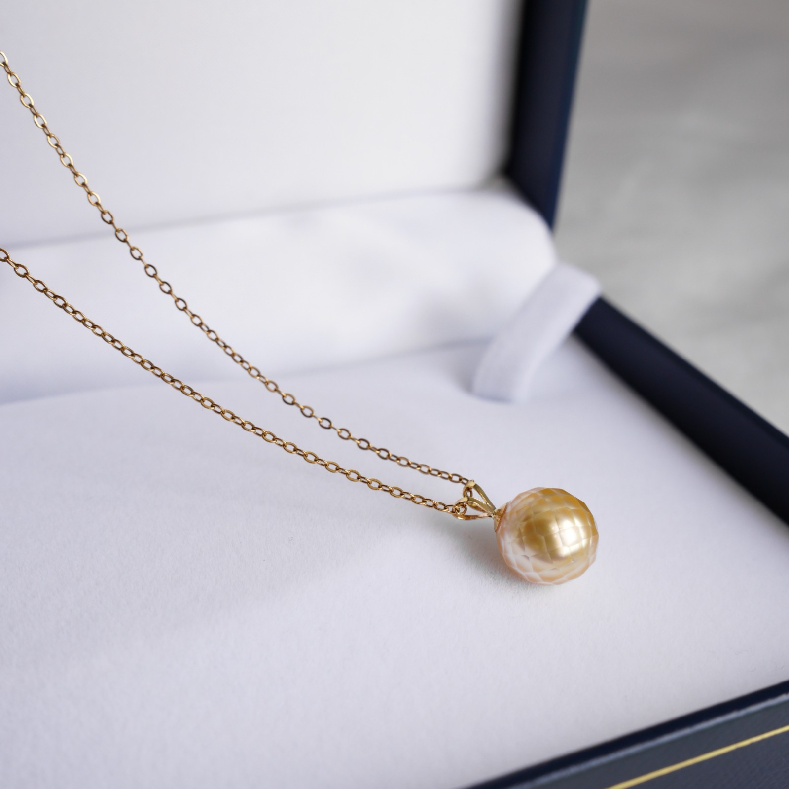 High Luster 10.7mm Golden Faceted South Sea Pearl Pendant 18Kt Yellow Gold,Gift