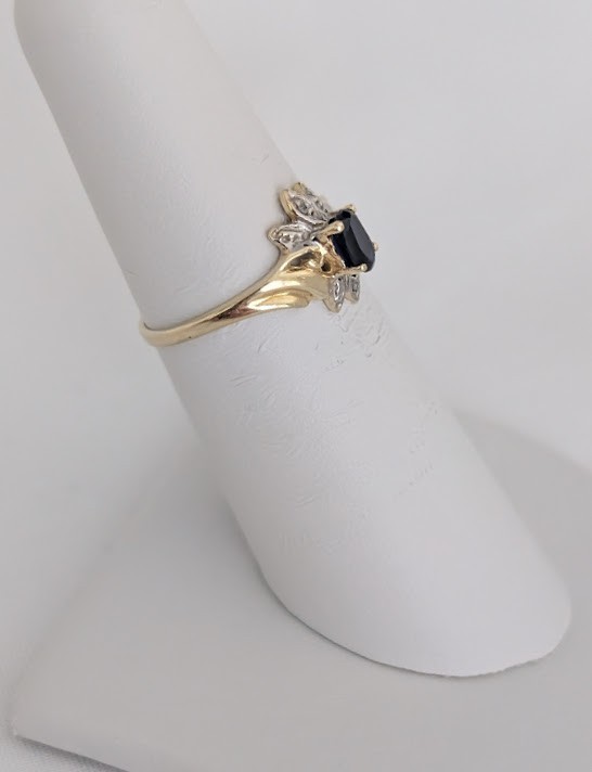 Sapphire & Diamond Ring 10K Gold 1.8 Grams Retail Price $799 Make Me An Offer!