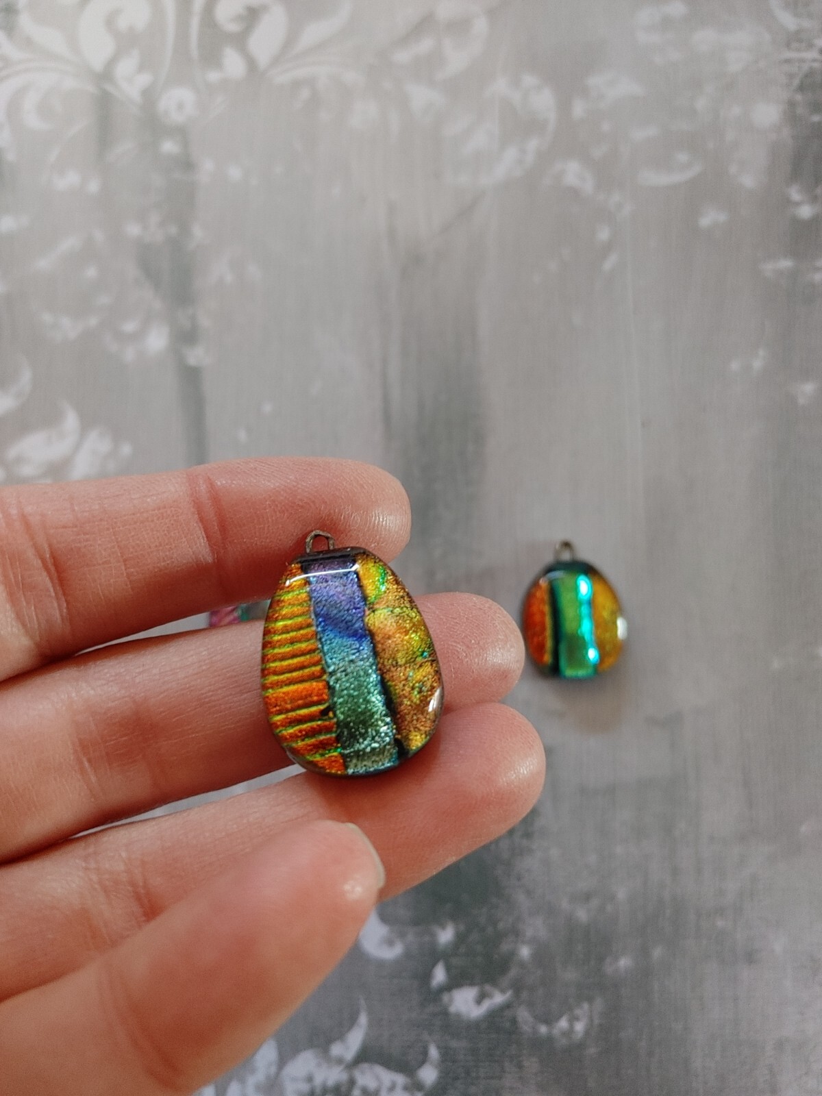 vintage qty 3 pendant finding component dichroic art glass precious metal foil