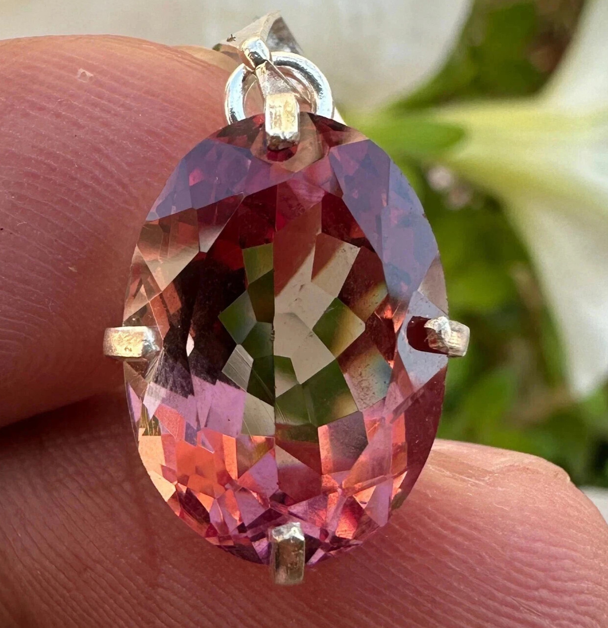 Natural 24.72 CT Color Change Alexandrite Certified Gemstone Pendant 925 Silver