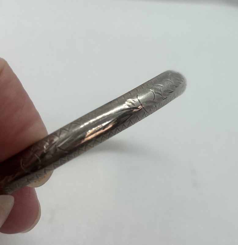 Vintage Sterling Silver Hinged Bangle Bracelet Safety Chain 8.8 Grams Etched