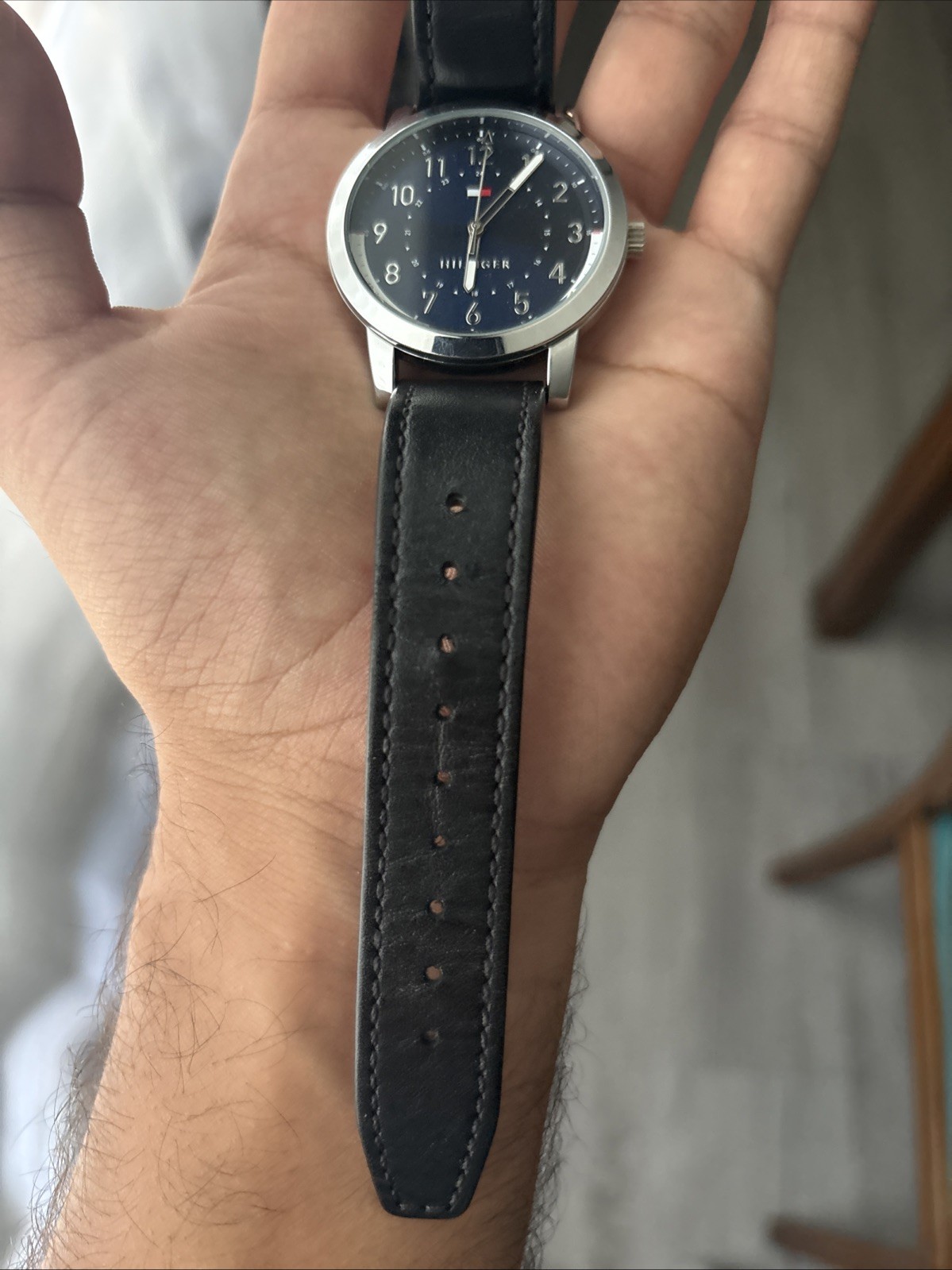 Tommy Hilfiger Black Leather Blue Dial New Battery Box+Papers No Scratches NM