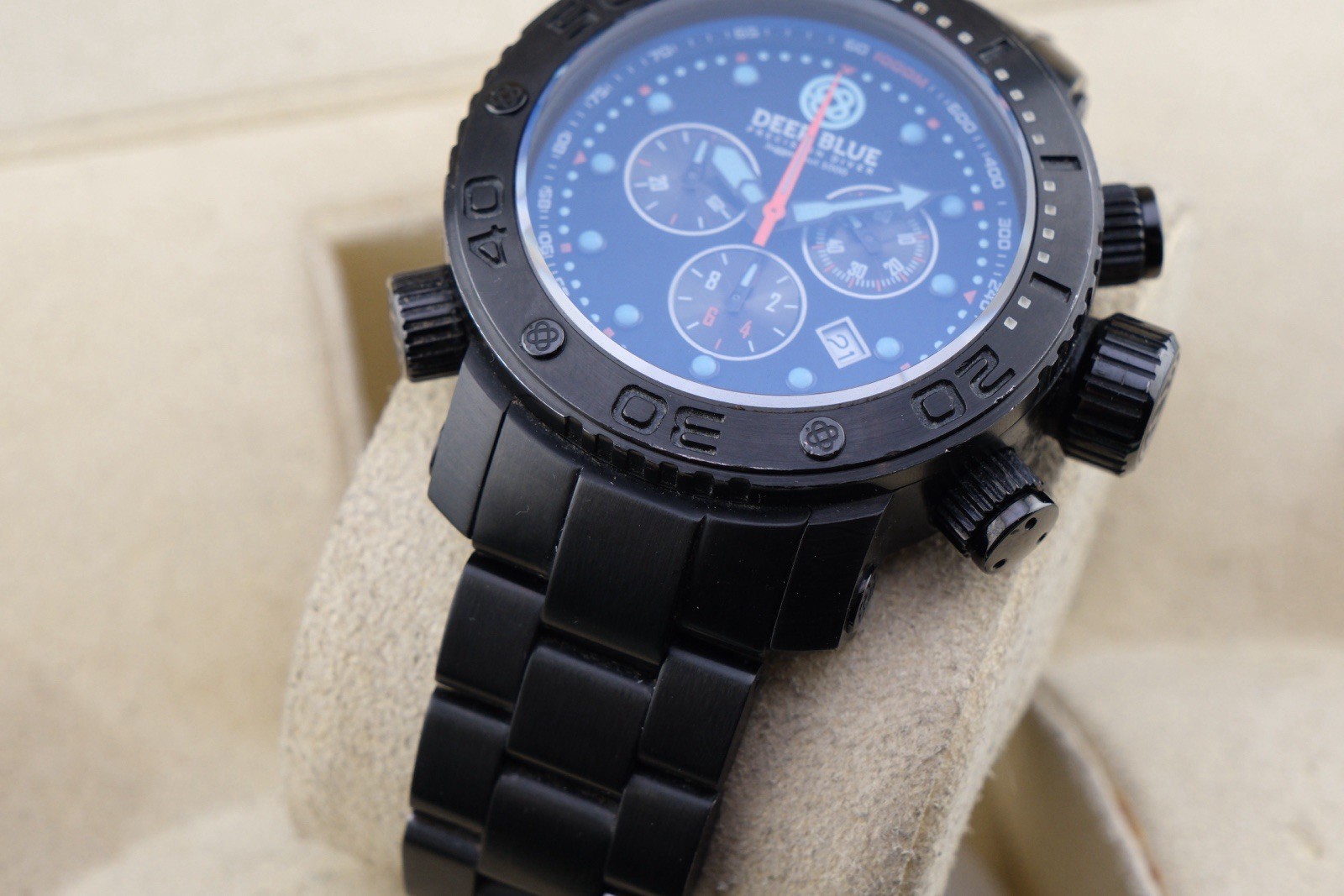 Juggernaut 1000m Chronograph PVD Black Swiss Quartz 46mm 7.1”