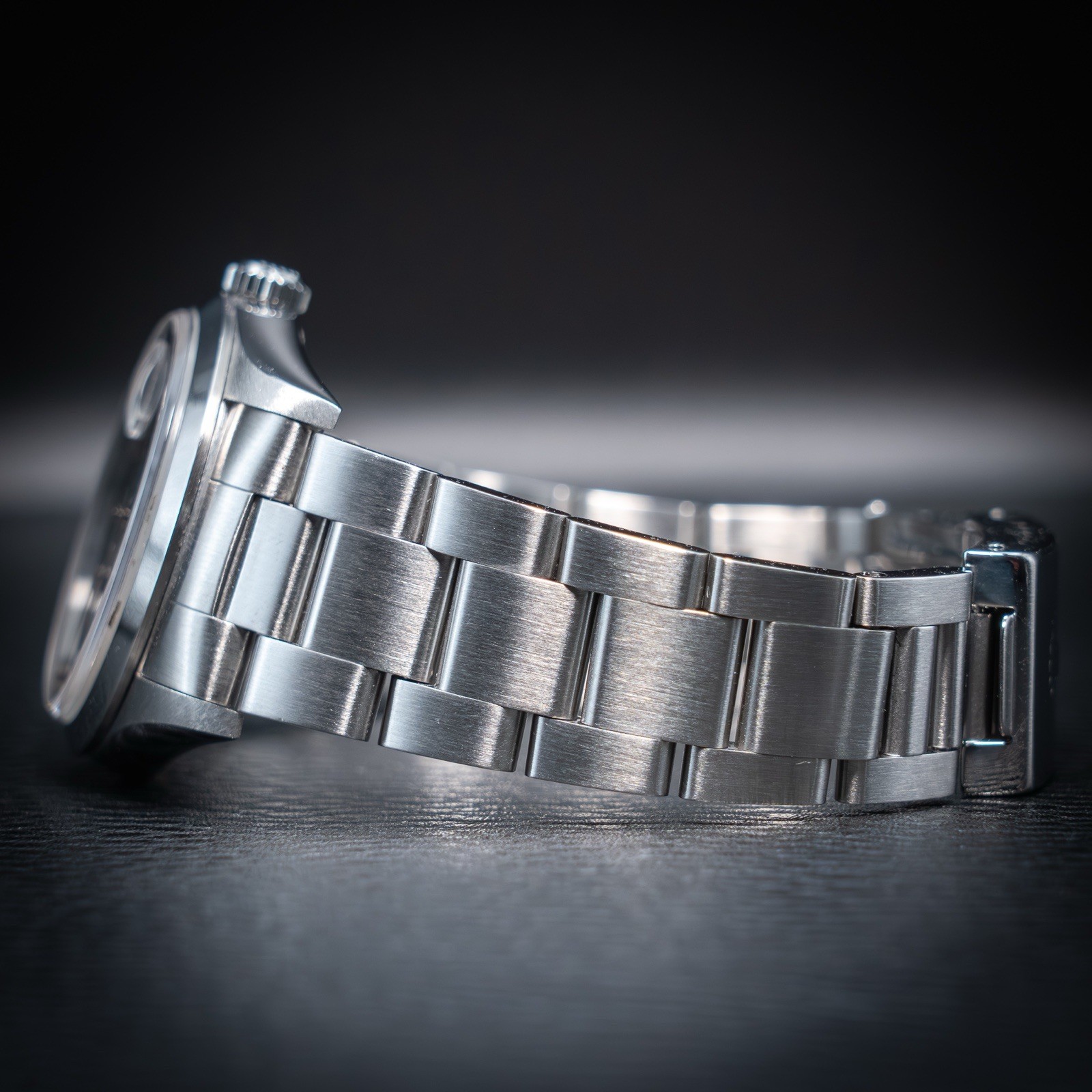 Rolex Date Just ref. 16200 Steel Quadr. Black Box and Warranty