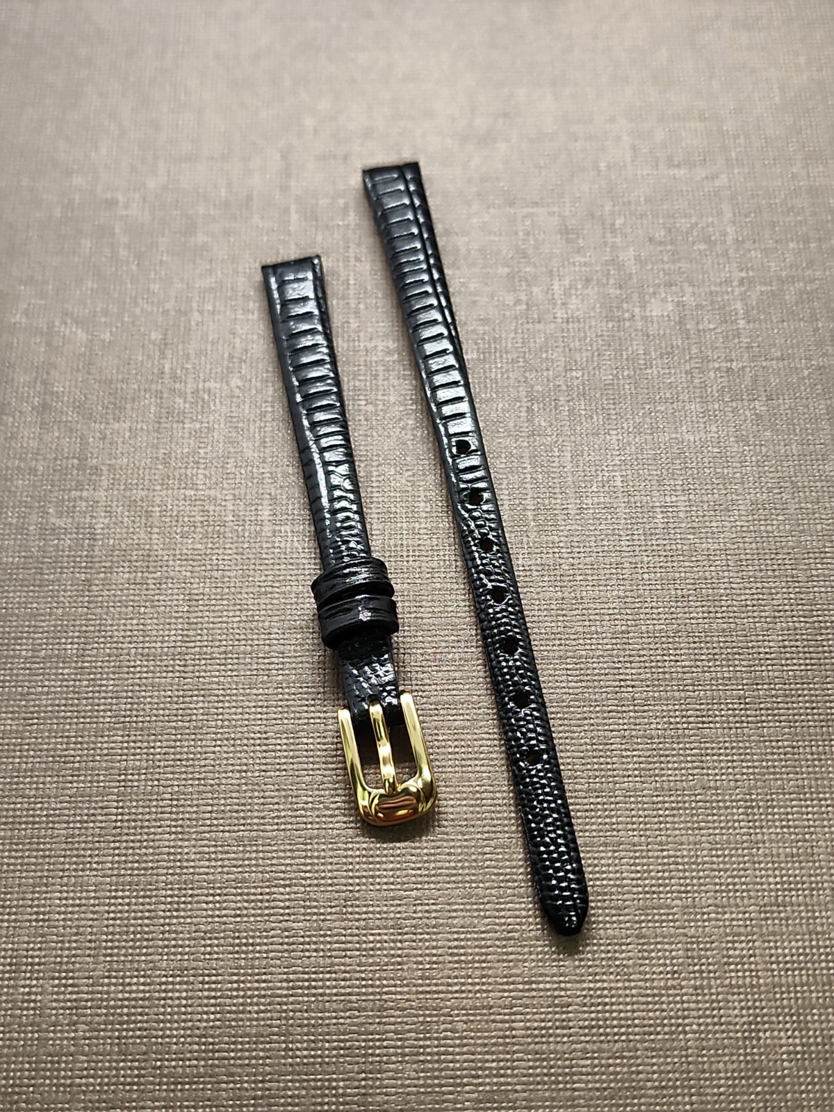 Ladies’ NOS Speidel 8mm Black Flat Stitchless Gator Lizard Grain Watch Band