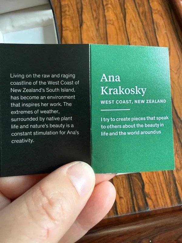 Beautiful Pounamu New Zealand Jade Earrings – Artisan Hooks