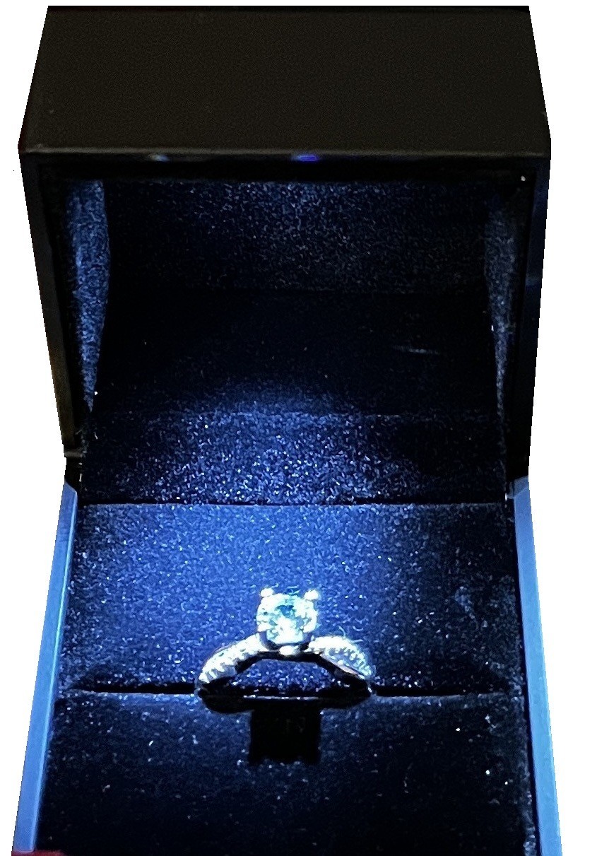 Allure – Luxury Ring Box with LED Light, Square Shaped Elegant Diamond Ring Case