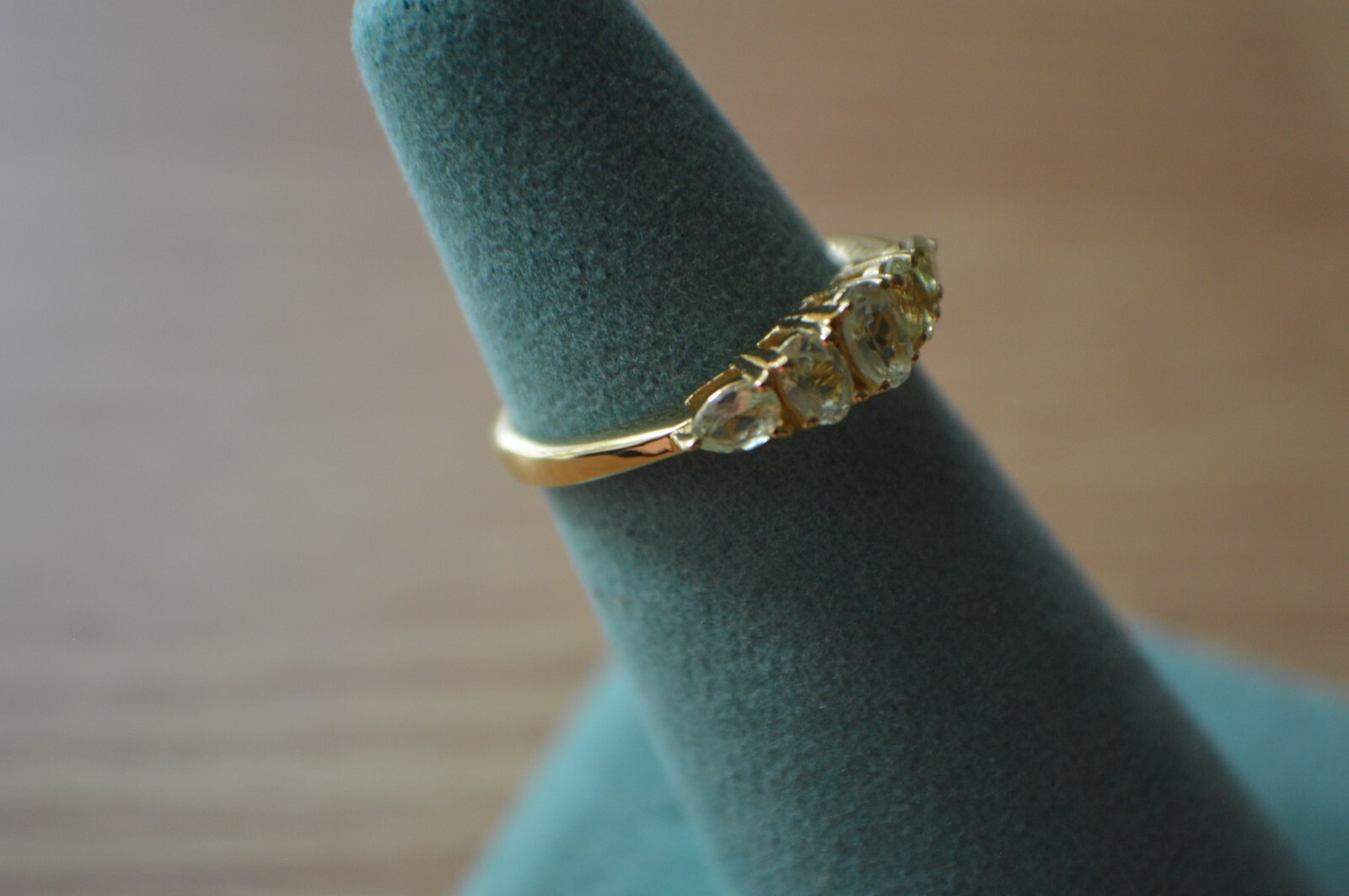 1.00ct Brazilian Canary Chrysoberyl 5 Stone Ring 14K YG over Fine Silver Size 6