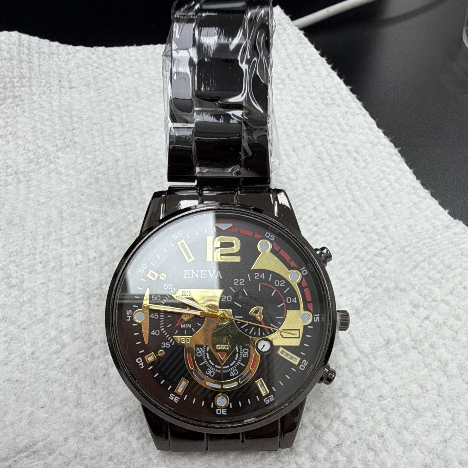 Geneva Men’s Quartz Analog Wristwatch Black Plastic Bracelet Round 40-43.9mm