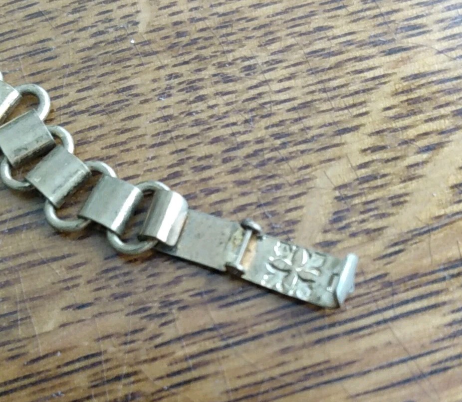 Antique Brass Bookchain Necklace 16 Inches Wide Flower Embossed Clasp