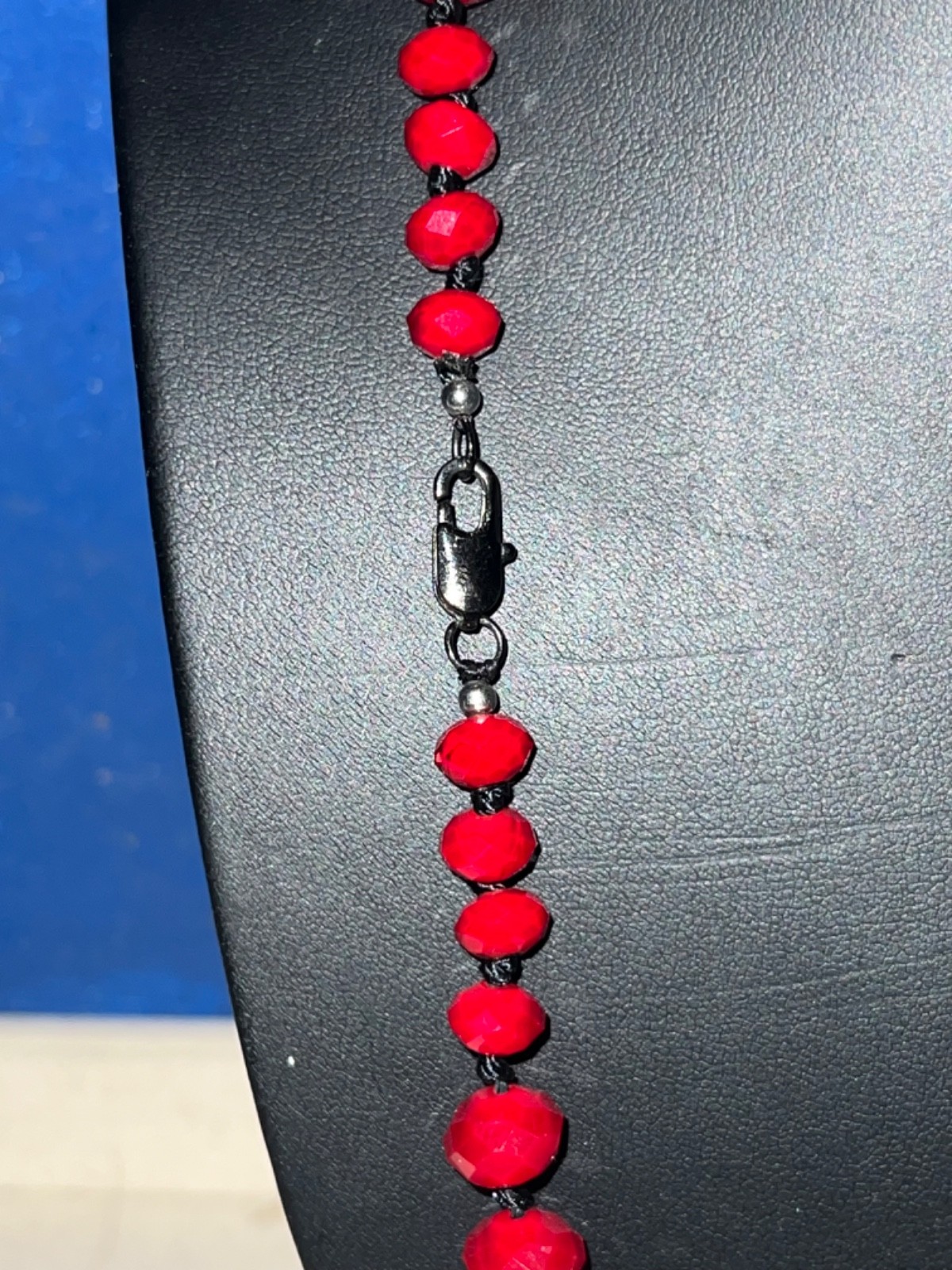 Vintage Long Hand knotted Graduated Faceted Red Glass Crystal Beaded Necklace