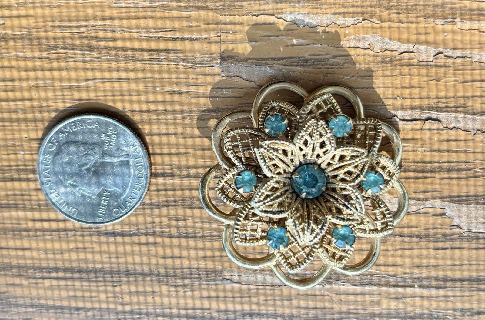 Gold Tone Filigree Flower Brooch Pin Blue Round Rhinestones 7 Stone