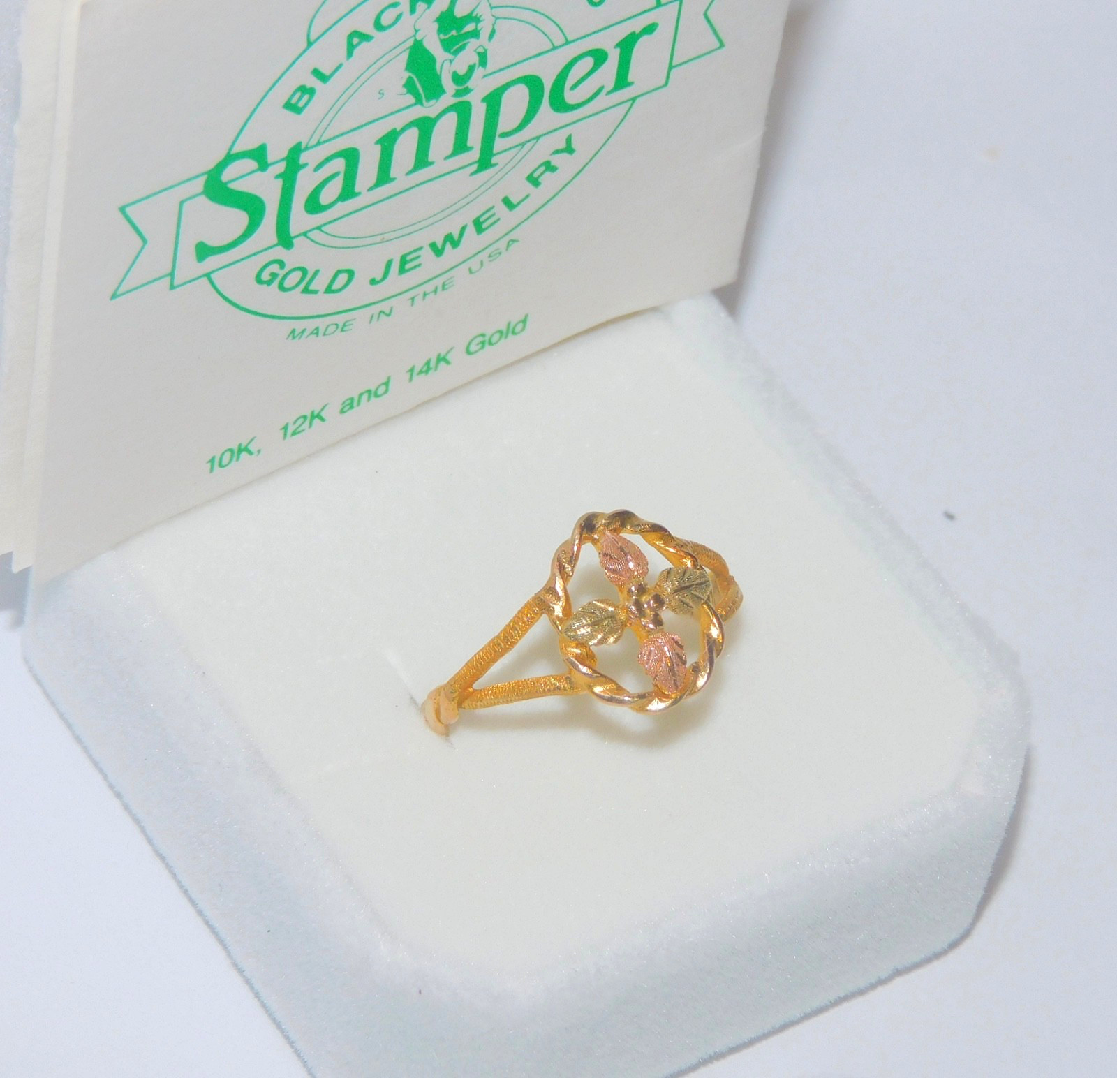 Black Hills Gold 10k Braided Frame Four Leaves Ring Size 9 1/4